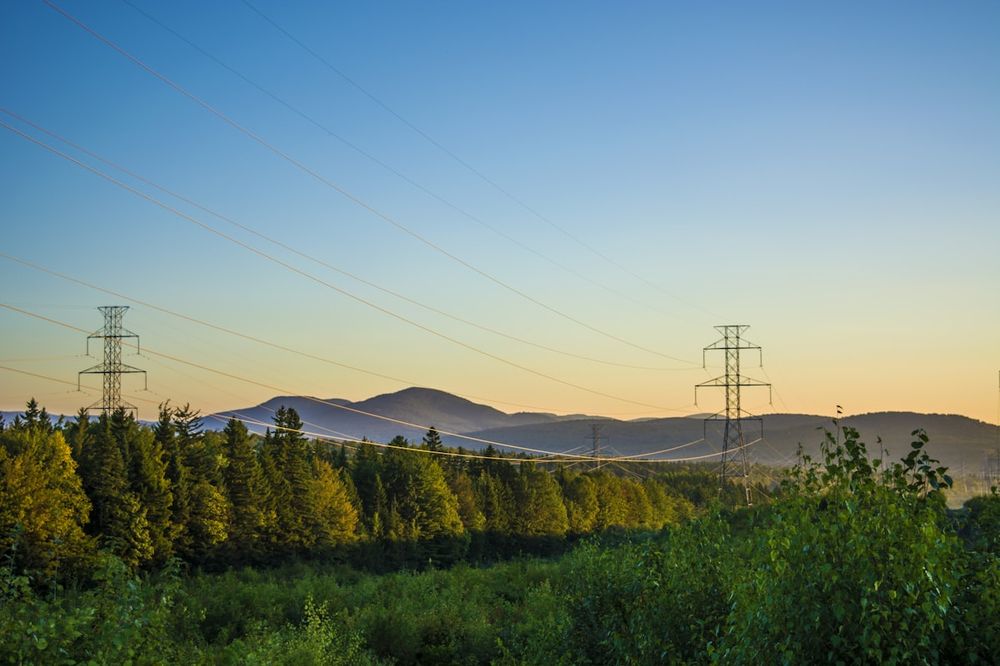 Imagen referencial de infraestructura eléctrica